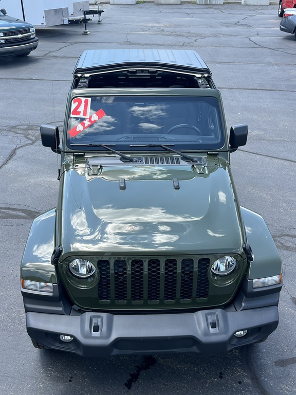 2021 Jeep Gladiator Sport S's photo